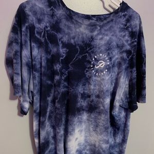 blue tie dye primitive tee